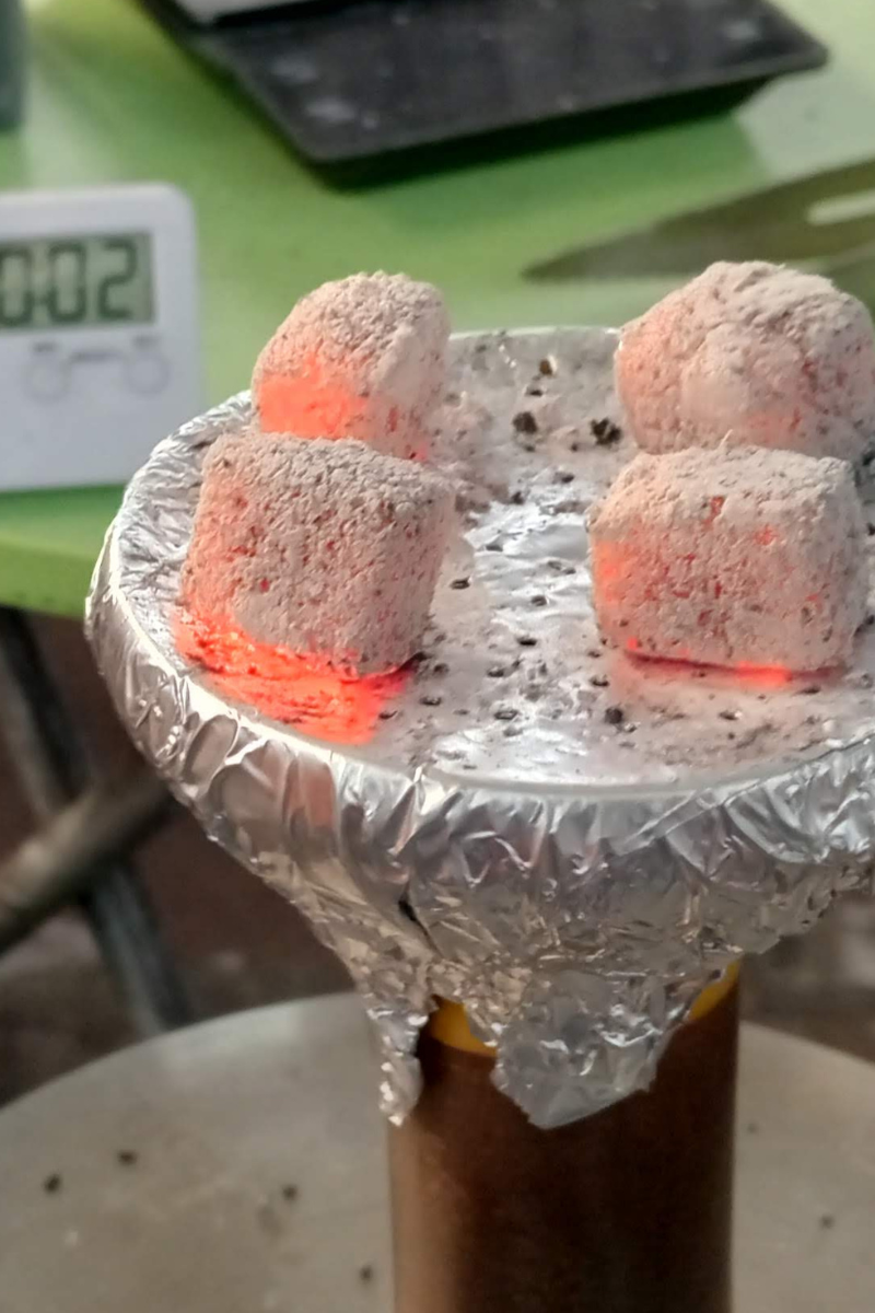 Premium Coconut Charcoal Cube 20 mm (Grade ABB) - Bowl at 60m: Late-stage burn