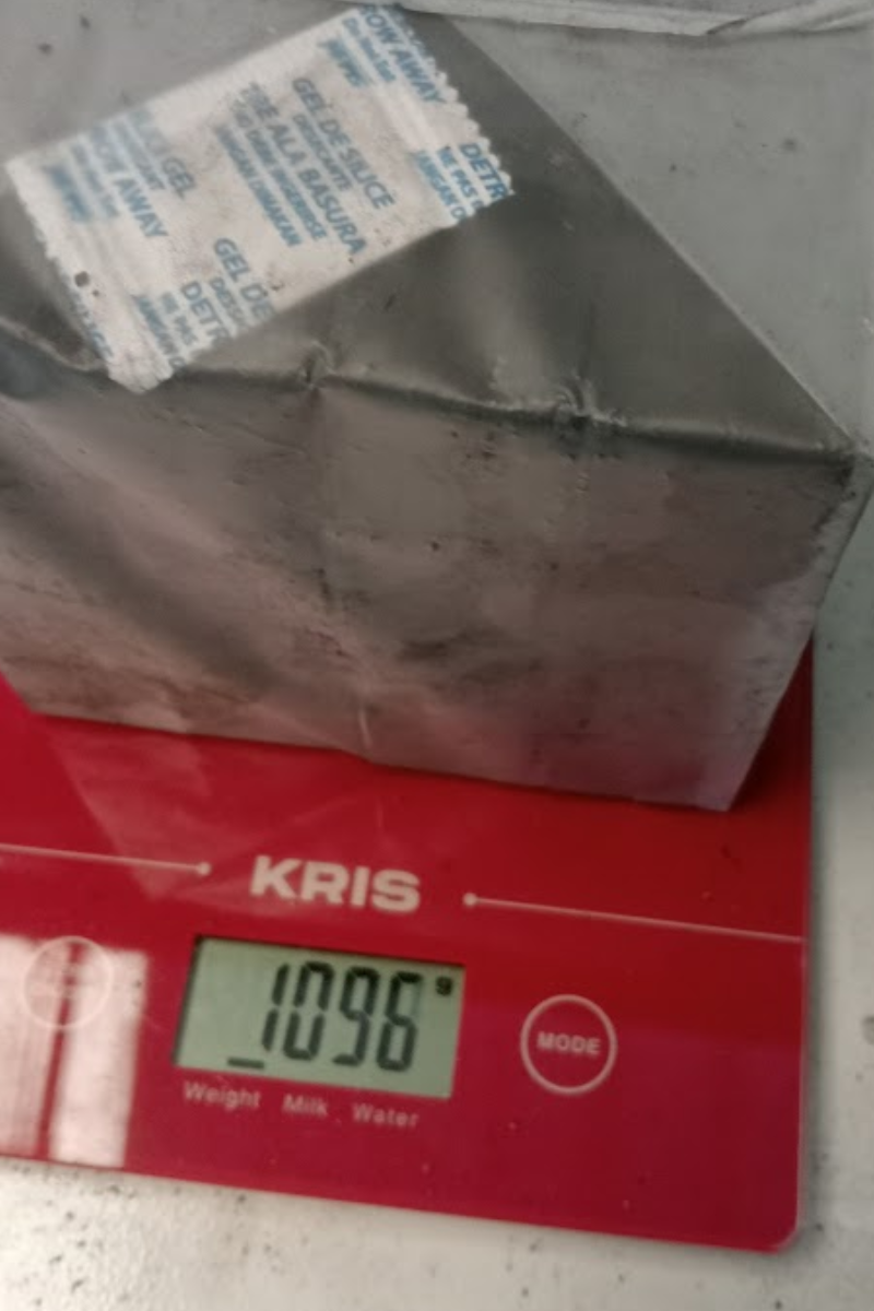 Premium Coconut Charcoal Cube 25 mm (Grade ABB) - Weight Verification: Batch sample weighing